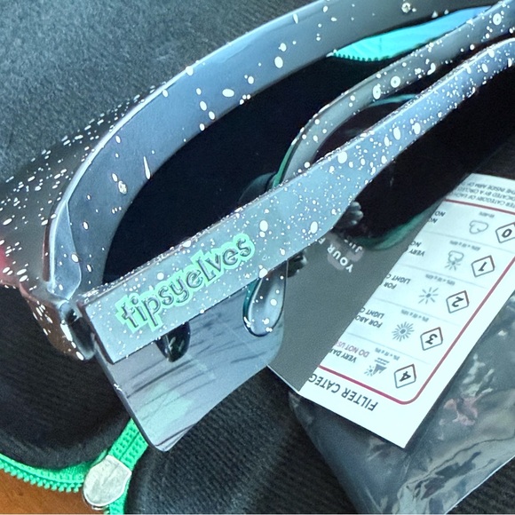 Tipsy Elves Major Lazer Visor Sunglasses Colorful New - Picture 5 of 6